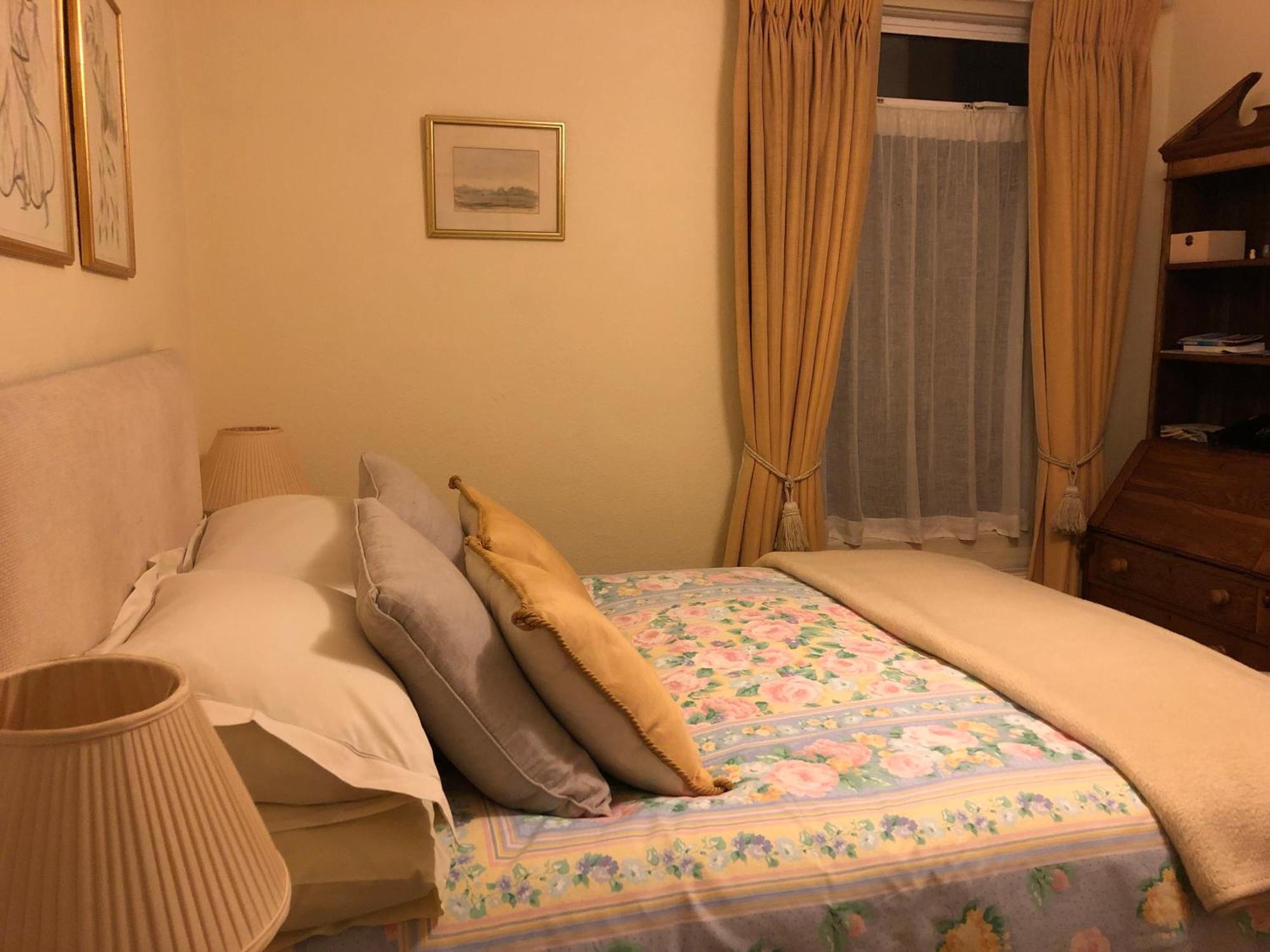 Helena Host Family Bed & Breakfast Londra Exterior foto